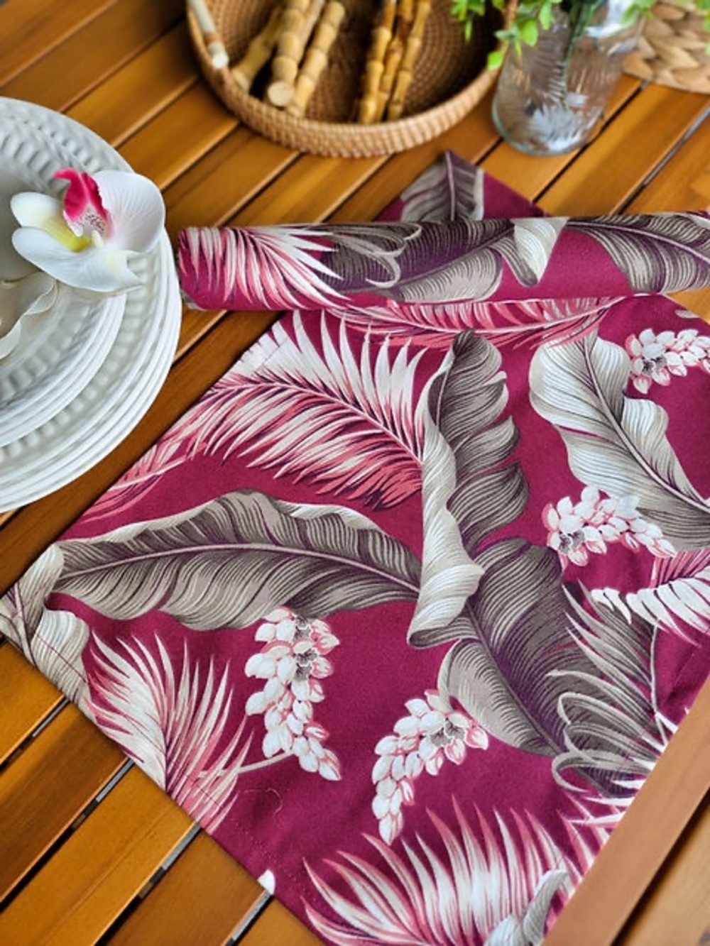 Set of 6 - Plum Tropical Leaf Kitchen Placemat
